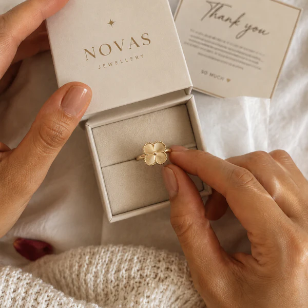 CLOVER | Gold Ring - Image 2