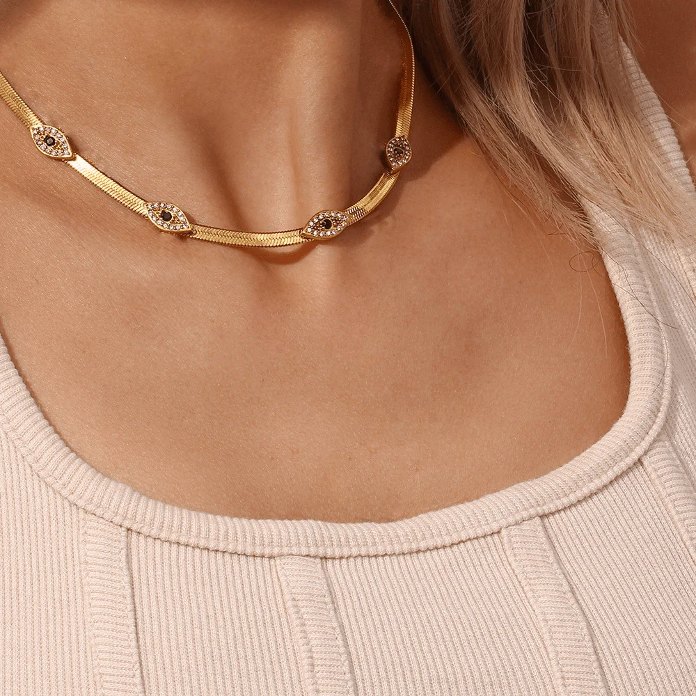 Faunne Gold Necklace - Image 3