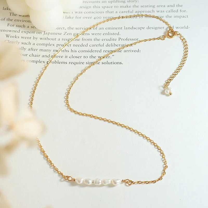 Fleur Freshwater Pearl Gold Necklace - Image 5