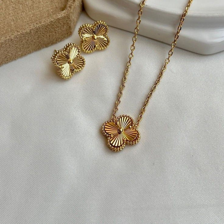 CLOVER | GOLD NECKLACE - Image 4