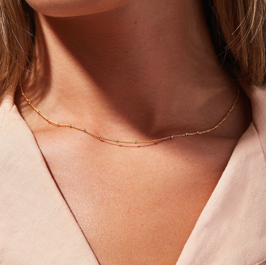 Julia Gold Chain Necklace - Image 3