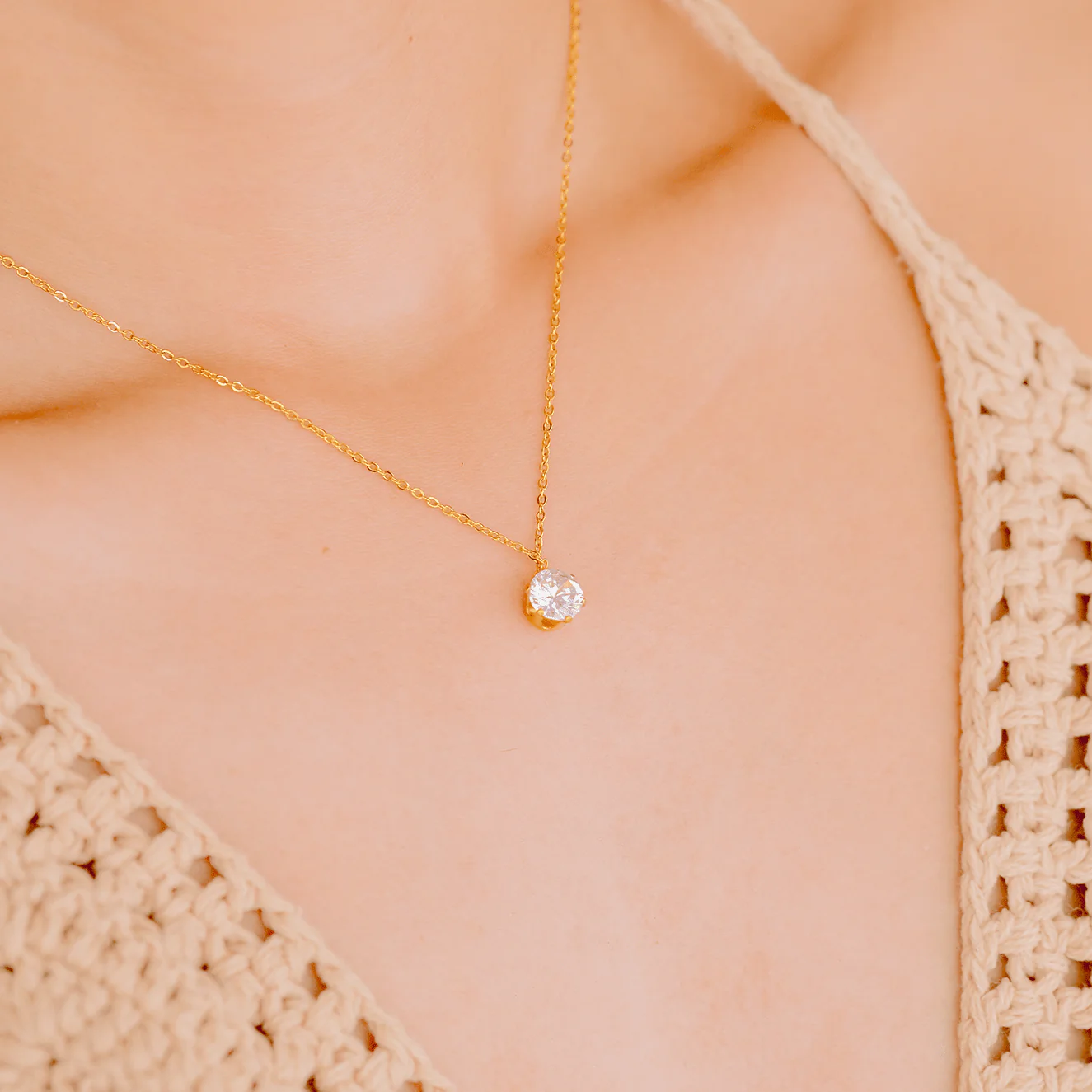 Kyla Solitaire Gold Necklace - Image 3