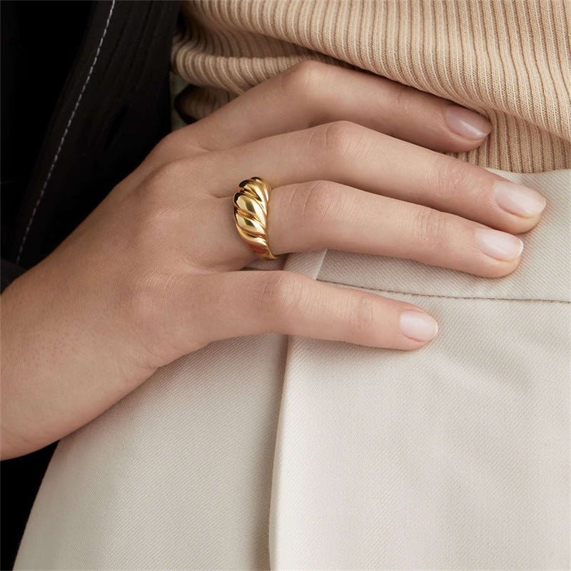 Lorelei Gold Croissant Ring - Image 3