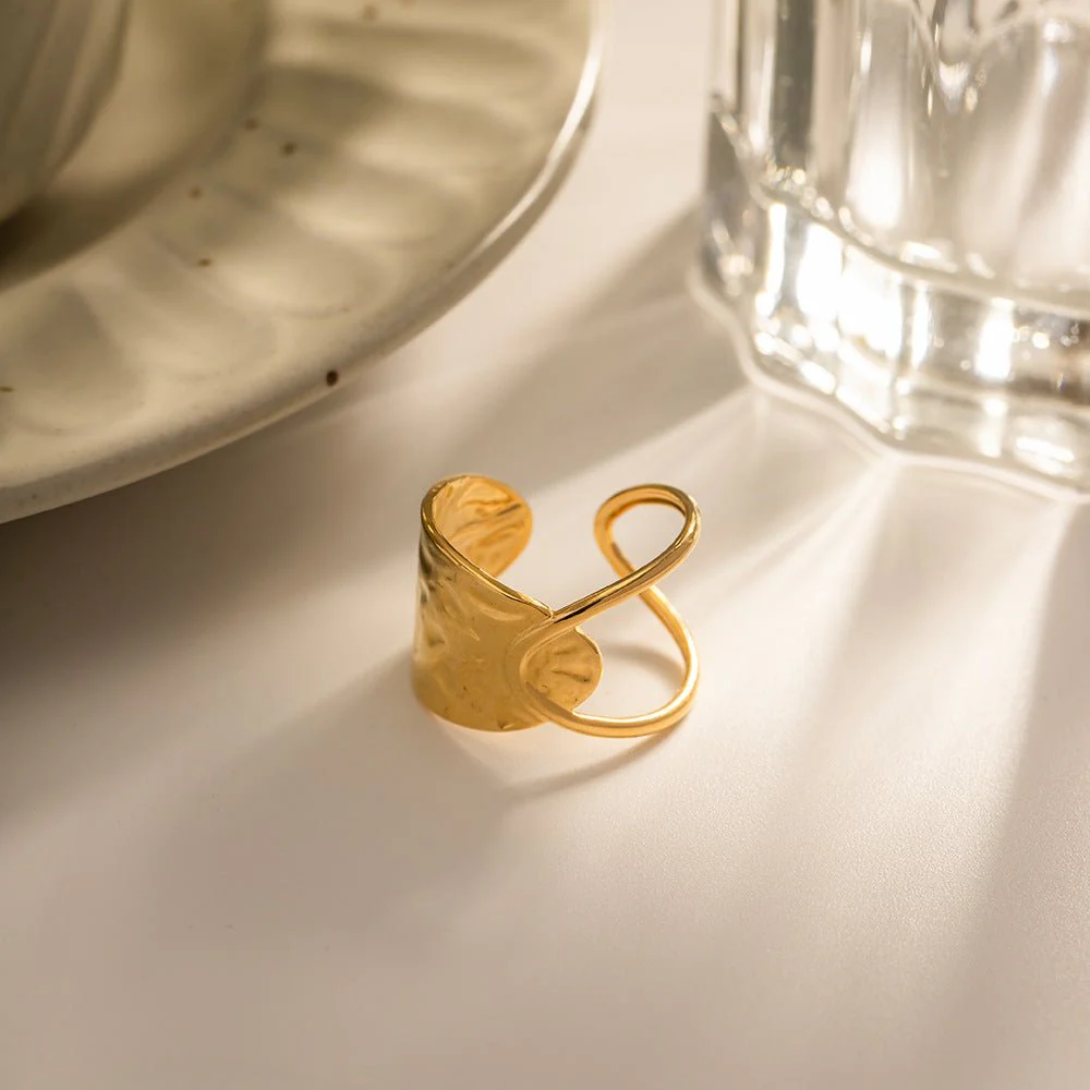 Mabel Gold Ring - Image 4
