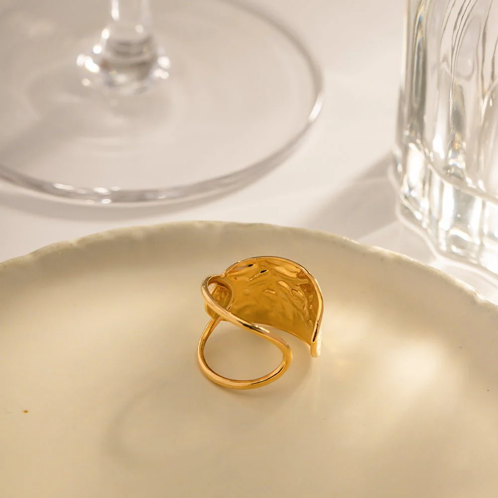 Mabel Gold Ring - Image 7