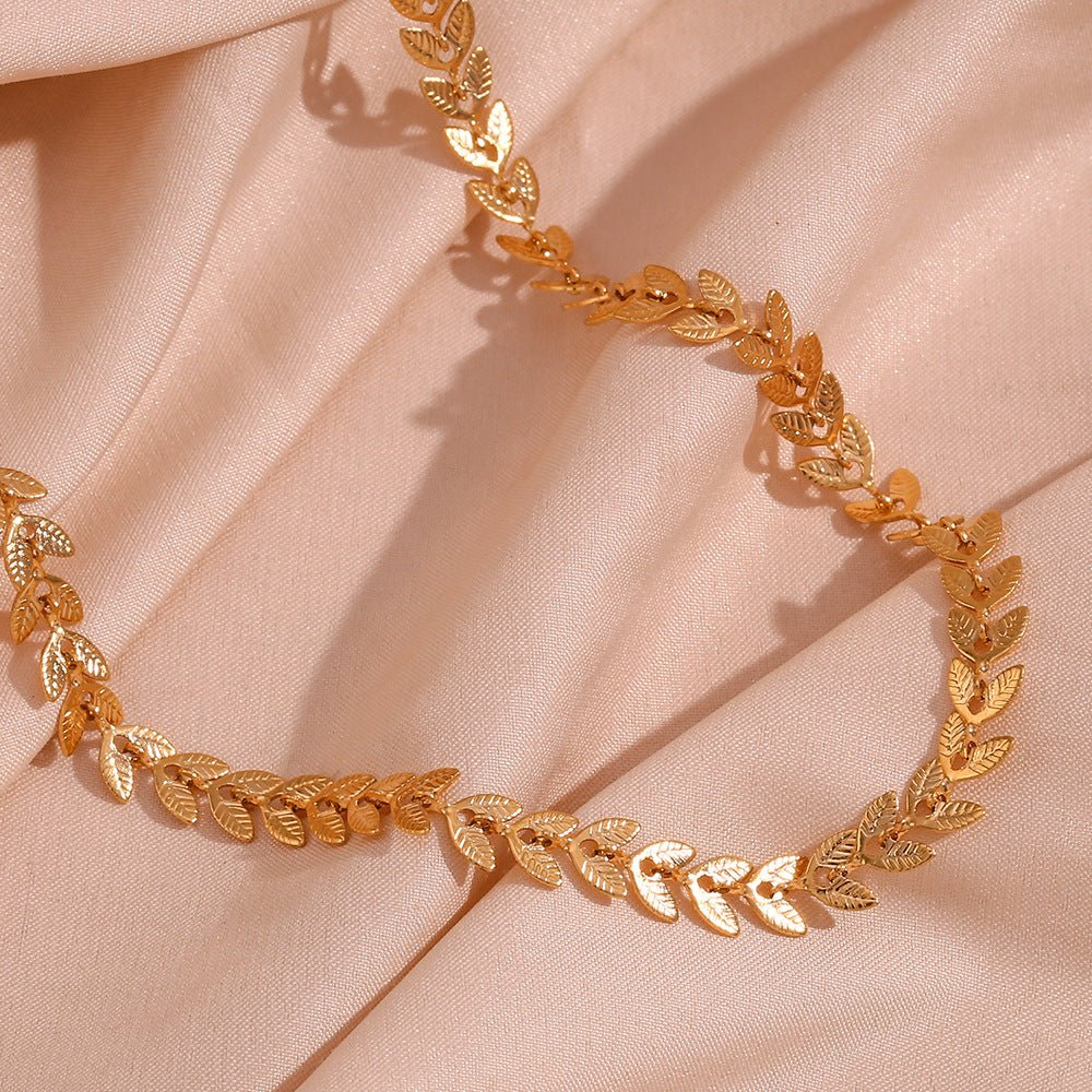 Madeline Gold Necklace - Image 3