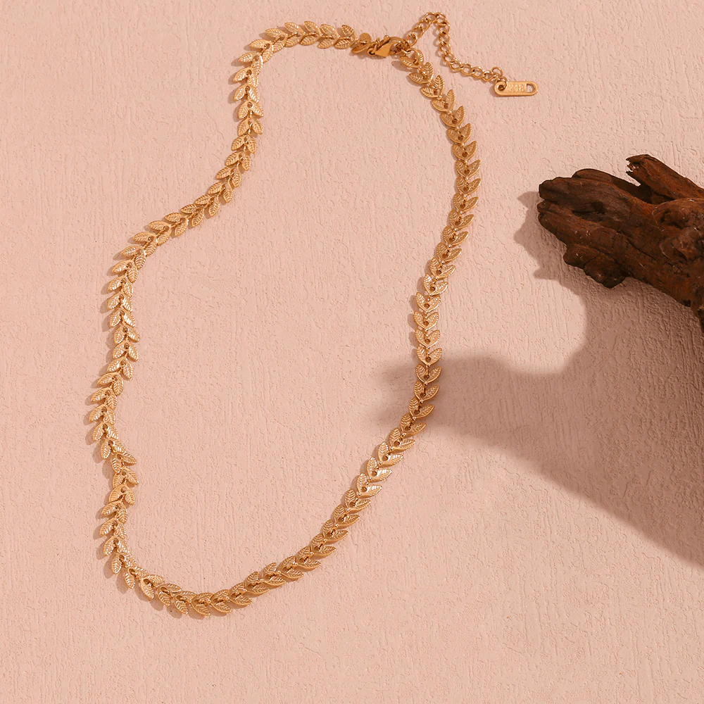 Madeline Gold Necklace - Image 4