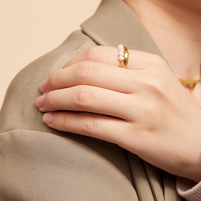 Magnolia Freshwater Pearl Gold Ring - Image 3