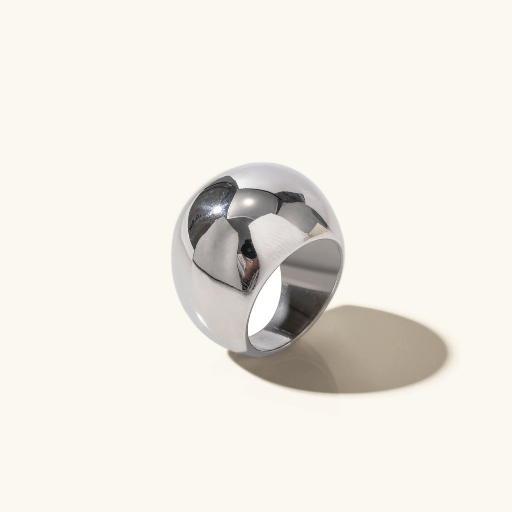 Navia Gold Ring - Image 3