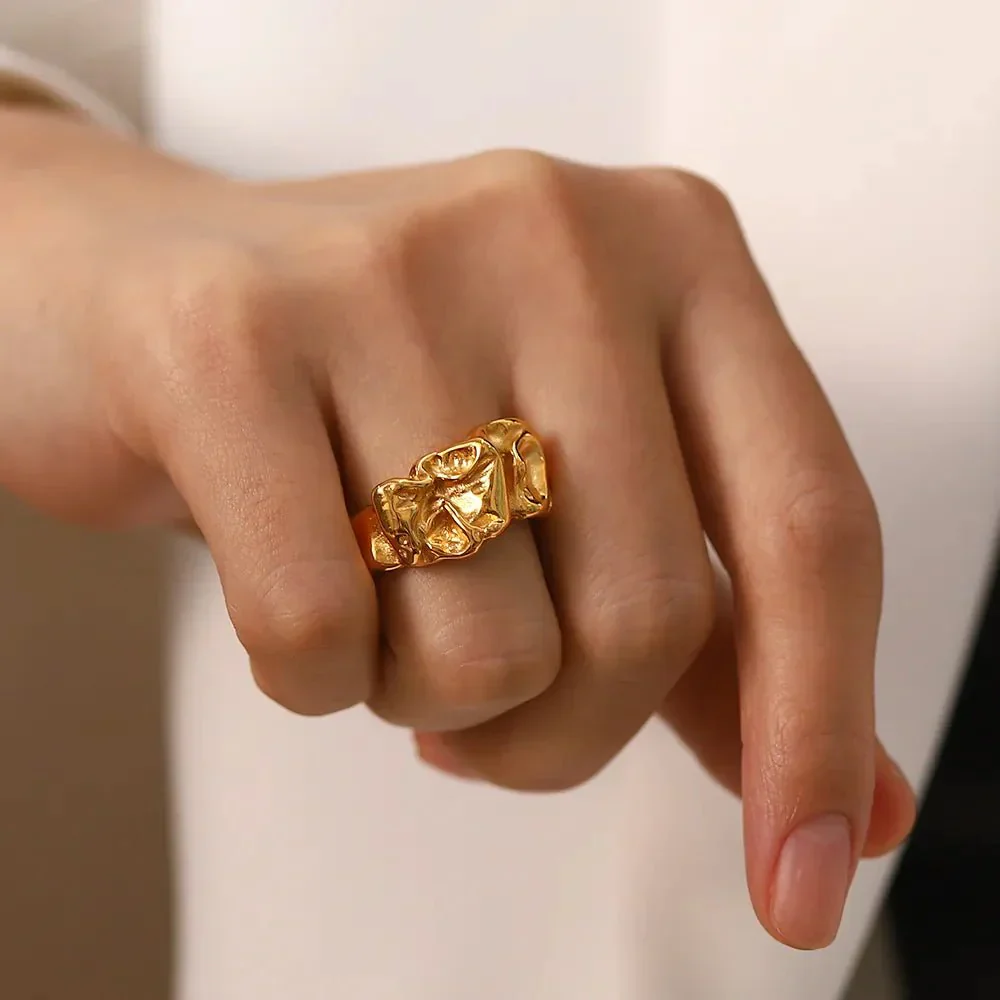 Paloma Gold Ring - Image 2