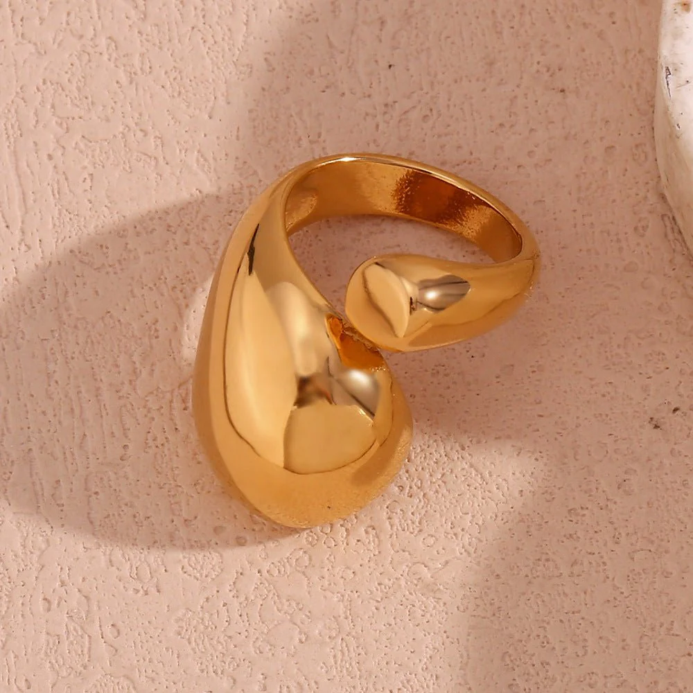 Rosie Gold Ring - Image 4