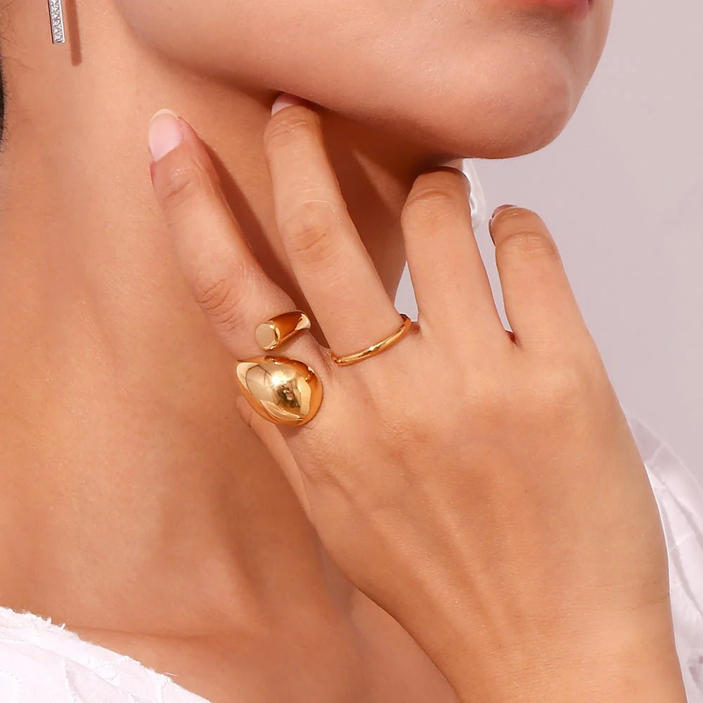 Rosie Gold Ring - Image 5