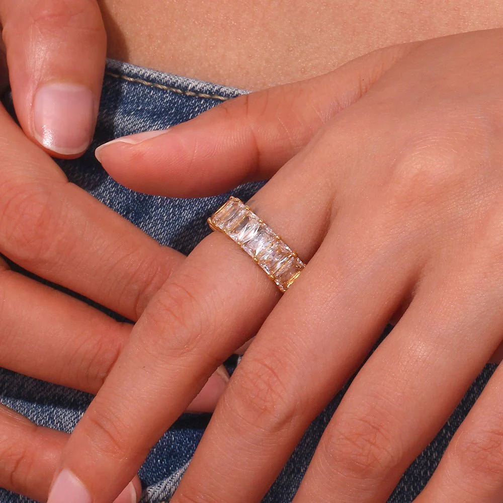 Sanna Diamond Ring - Image 3