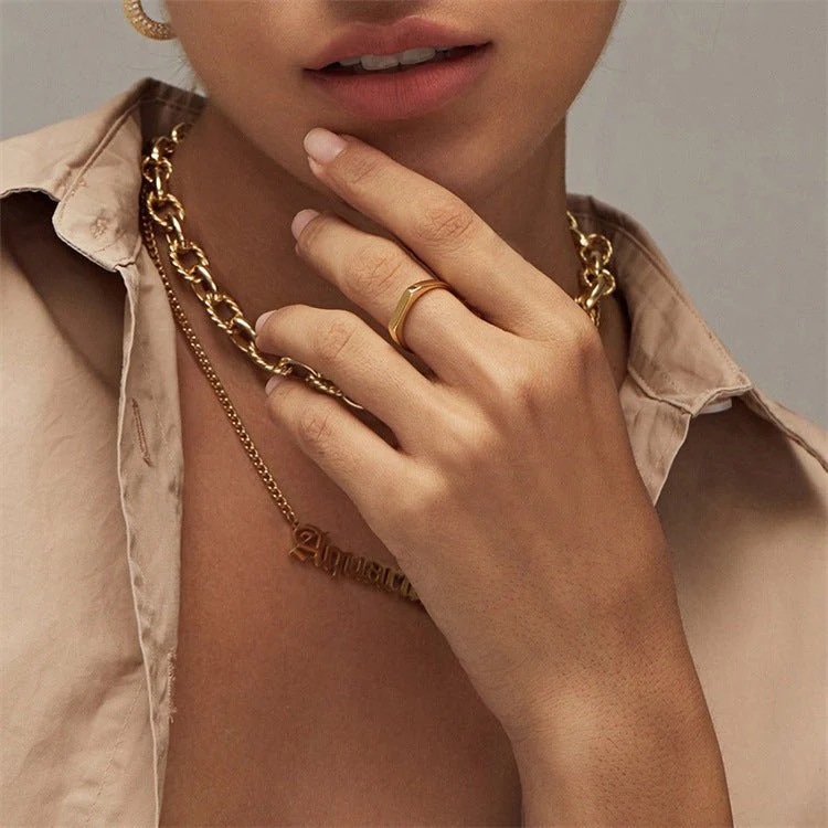 Sasha Geometric Gold Ring - Image 6