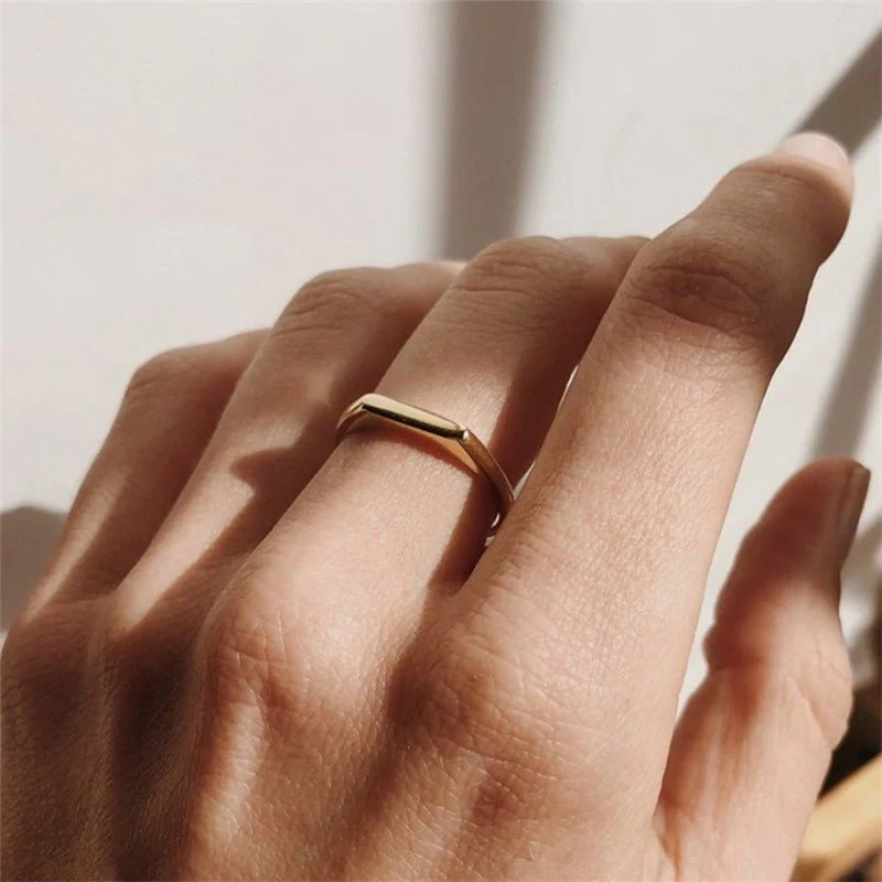 Sasha Geometric Gold Ring - Image 7
