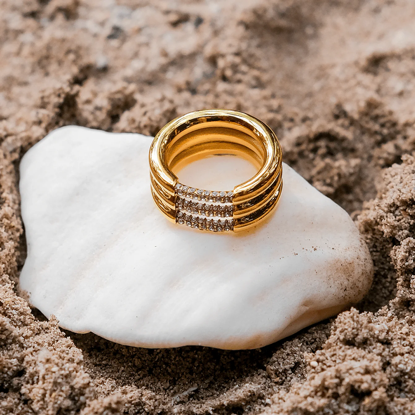 Serenity Diamond Gold Ring - Image 3