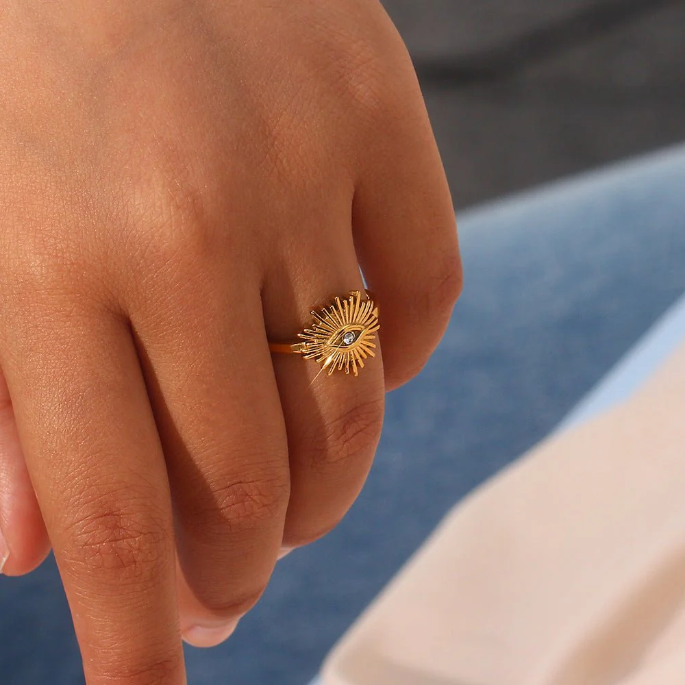 Solana Gold Ring - Image 2