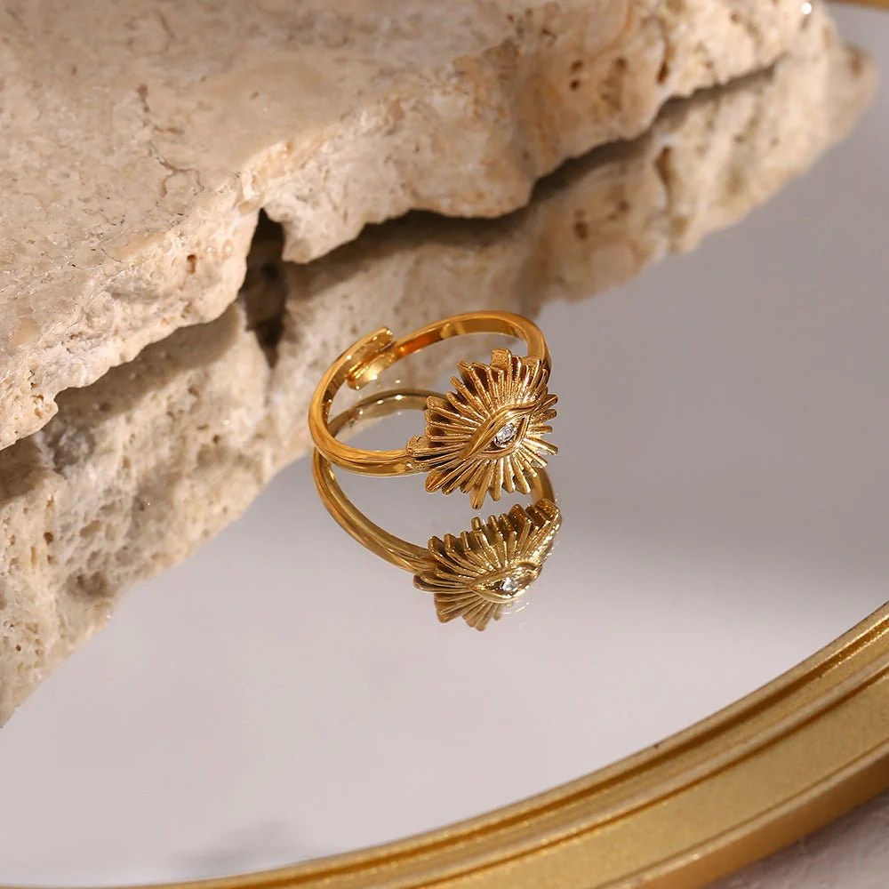 Solana Gold Ring - Image 3