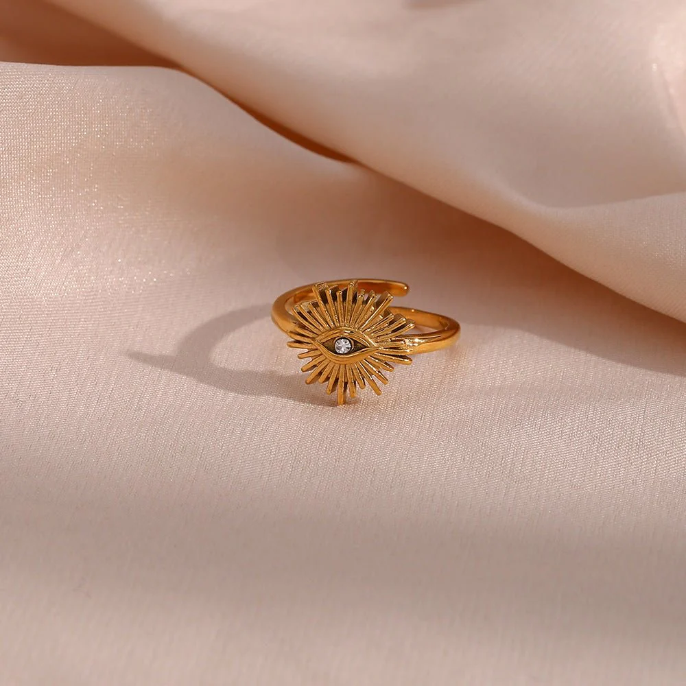 Solana Gold Ring - Image 4