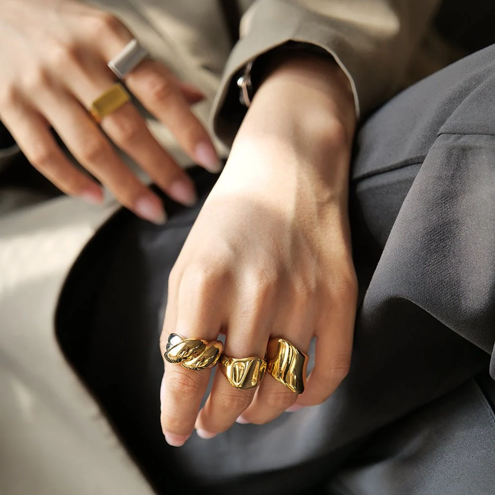 Sophie Gold Ring - Image 4