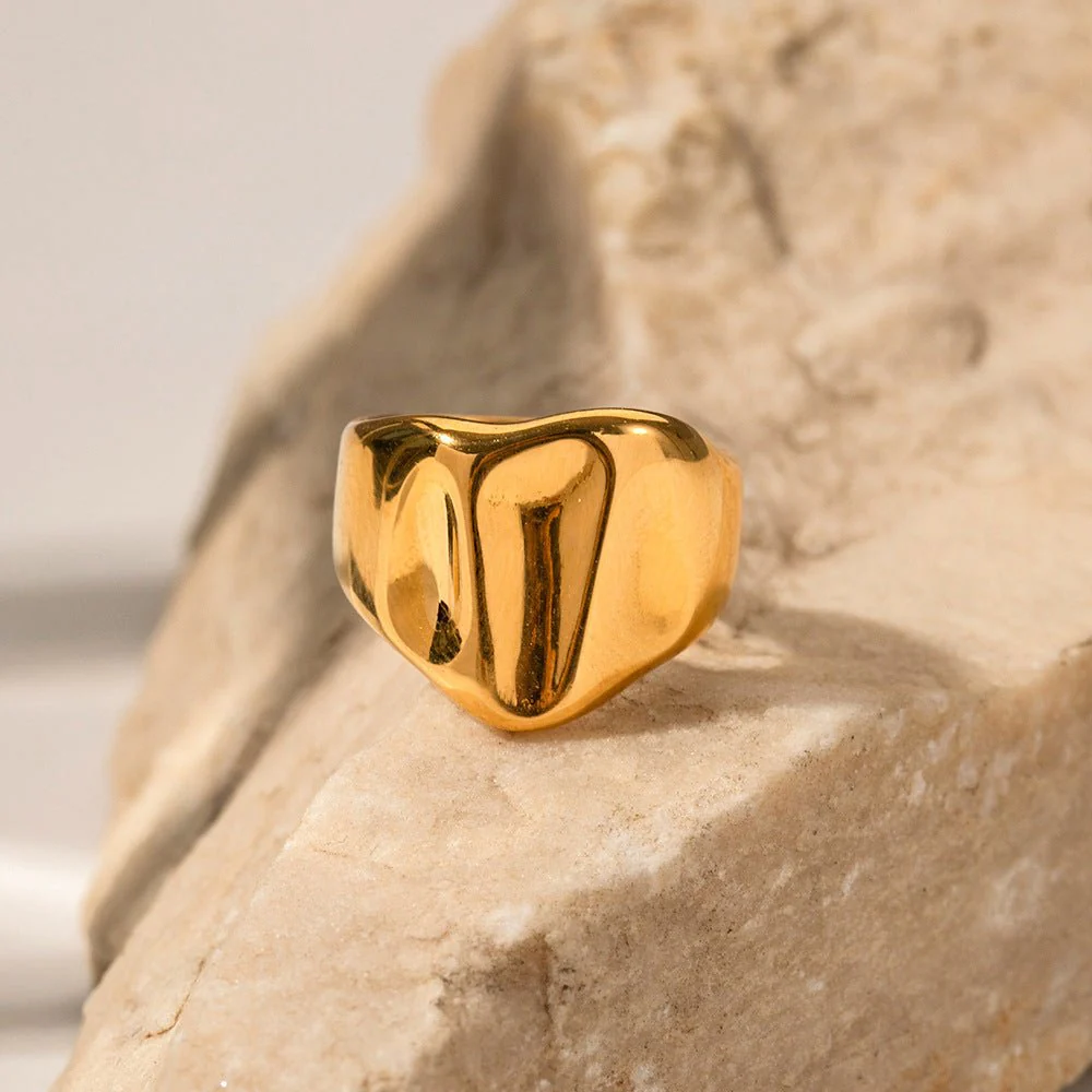 Sophie Gold Ring - Image 5