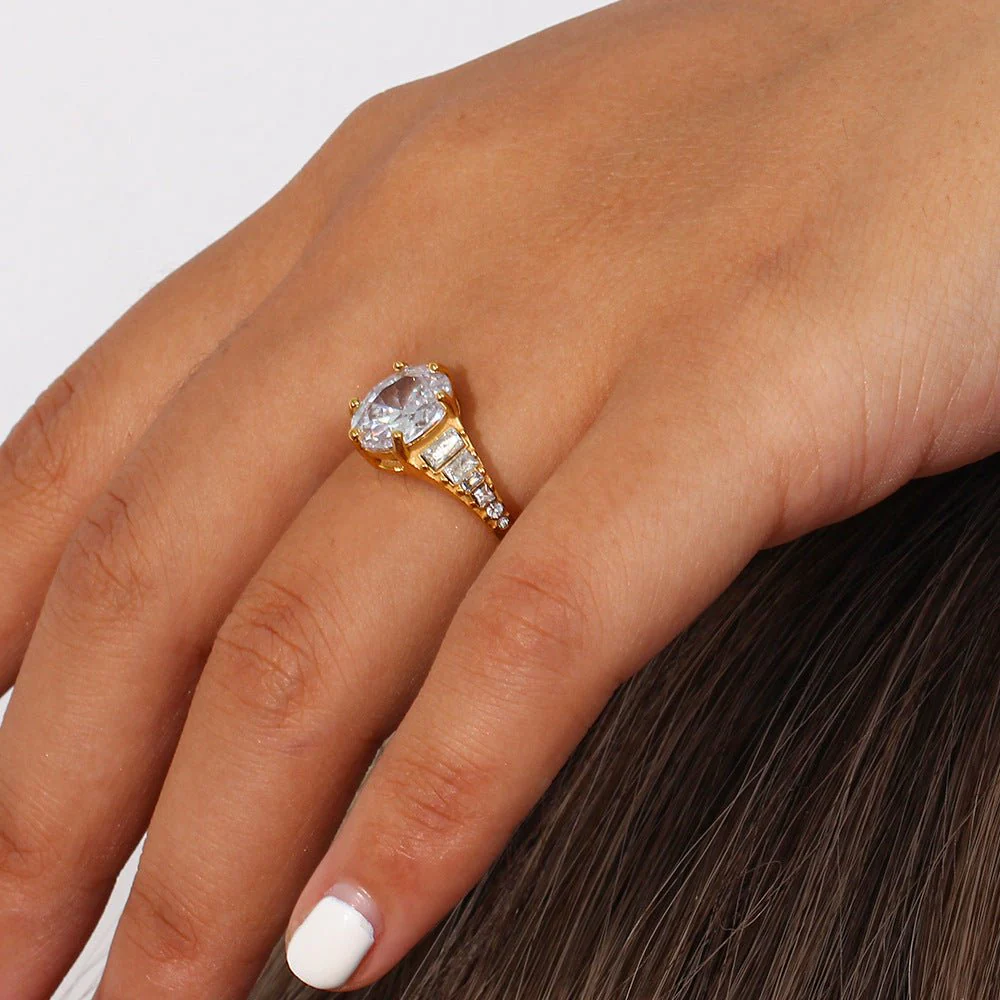 Syllia Diamond Ring - Image 5