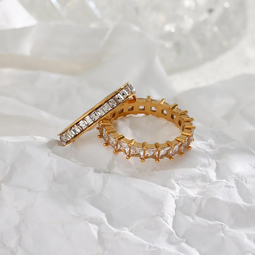 Unna Gold Ring - Image 3
