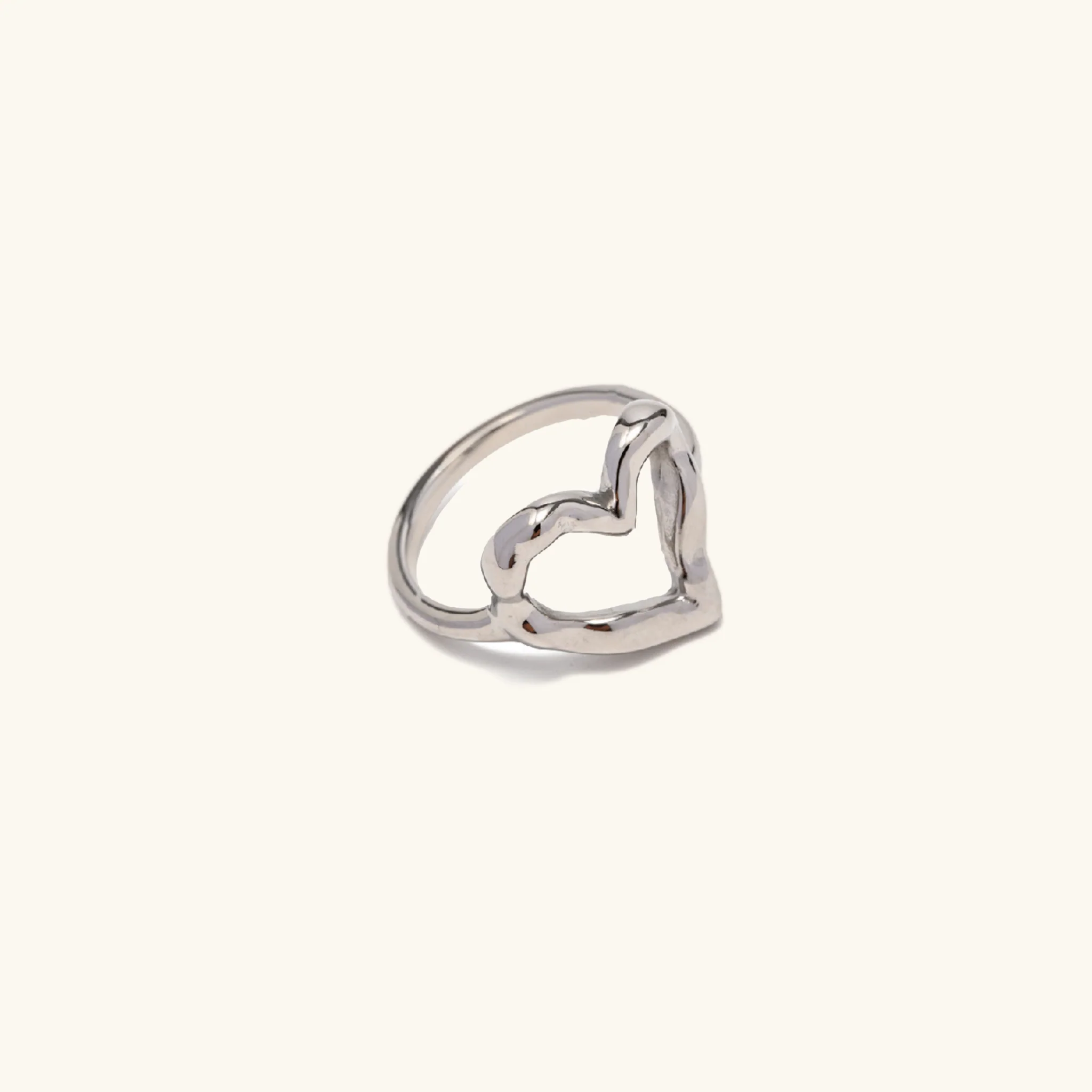 Verity Heart Ring - Image 3